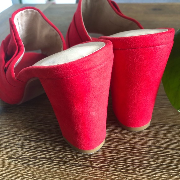 Red Block Heel Mules with Peep Toe - Picture 5 of 7